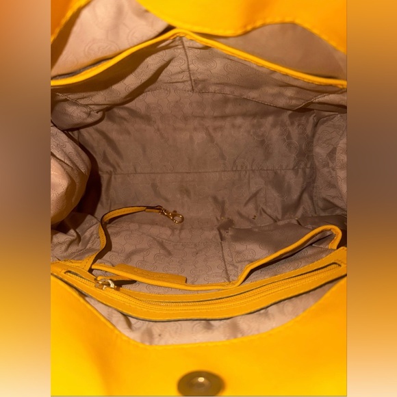 Michael Kors Large Hamilton Studded Tote citrus yellow rare limited edition 🔐 - Picture 5 of 5
